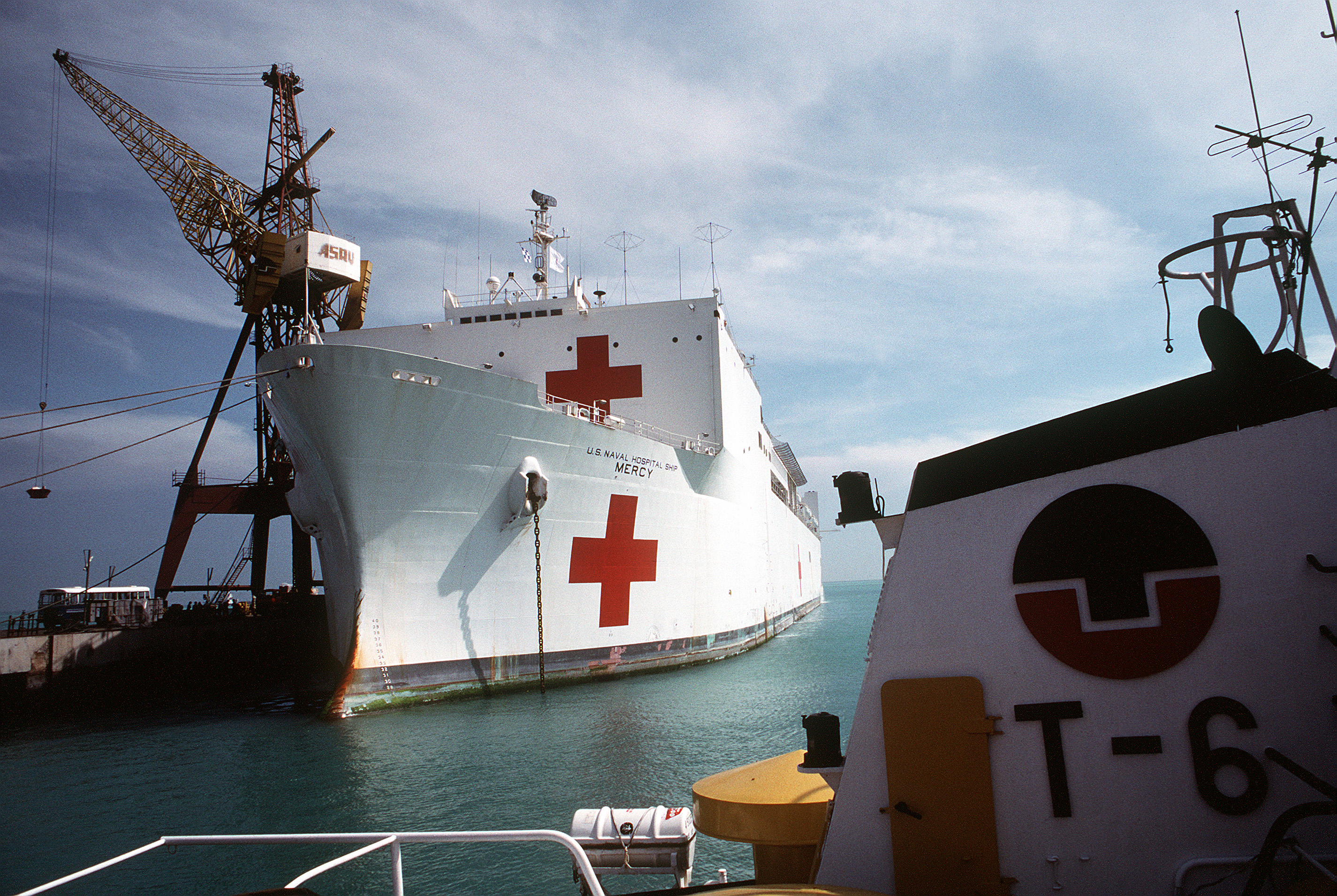 H-061-3 Desert Storm: Sealift, Seabees, Navy Medicine